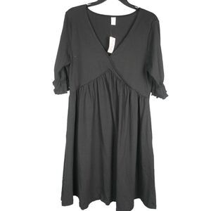 Pixie Lady Women's Black V-neck 3/4 Sleeve dress M